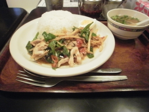 カオ・パッド・クラッパオ