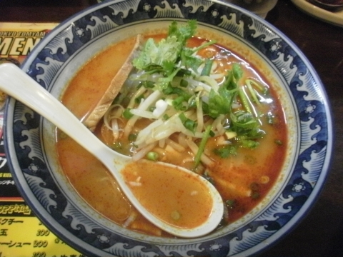 ティーヌンのトムヤムラーメン