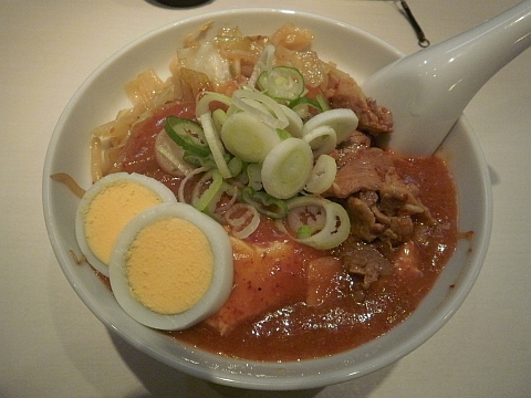 蒙古タンメン中本の半蒙古丼