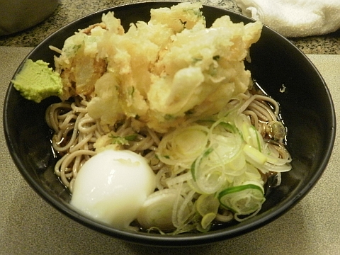 かめやの冷やし天玉そば