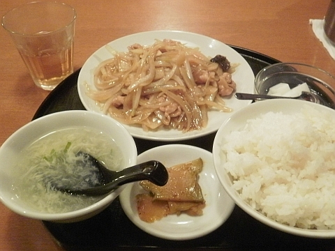 豚肉のニンニクの芽炒め