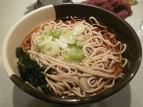 新和そばのかけそば大盛