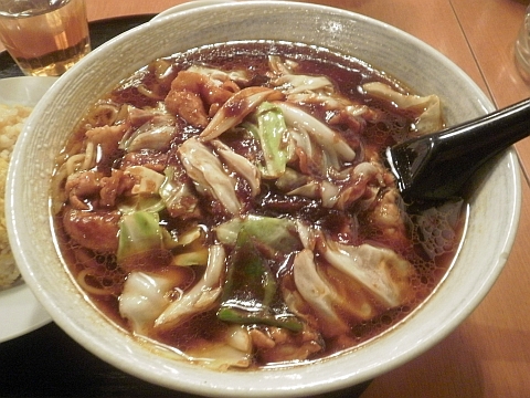 東北餃子房の日替りＢ定食(回鍋肉麺)