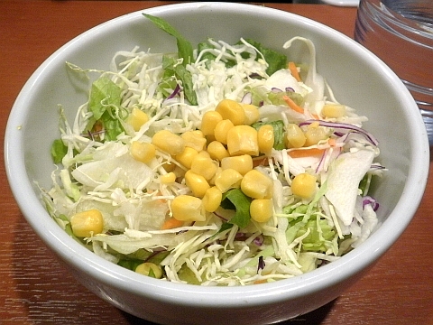 東京チカラめしのサラダ