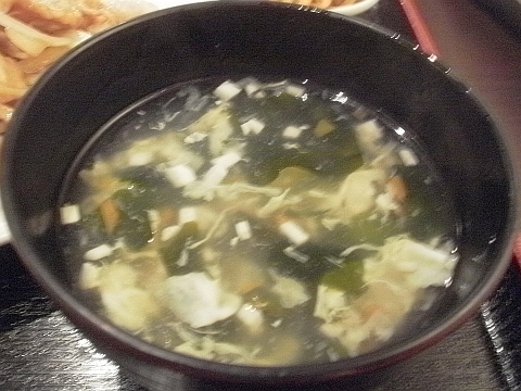 台湾料理 美膳房 刀削麺の生姜焼き定食のスープ