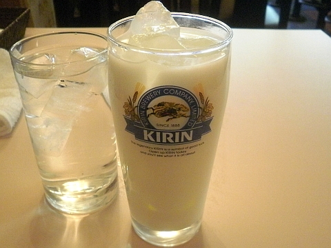 グレートインディア百人町店のラッシー