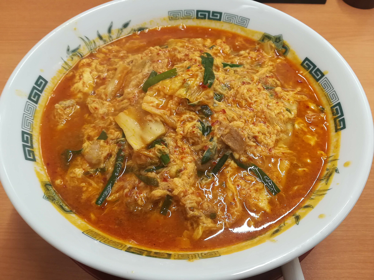 日高屋 チゲ味噌ラーメン