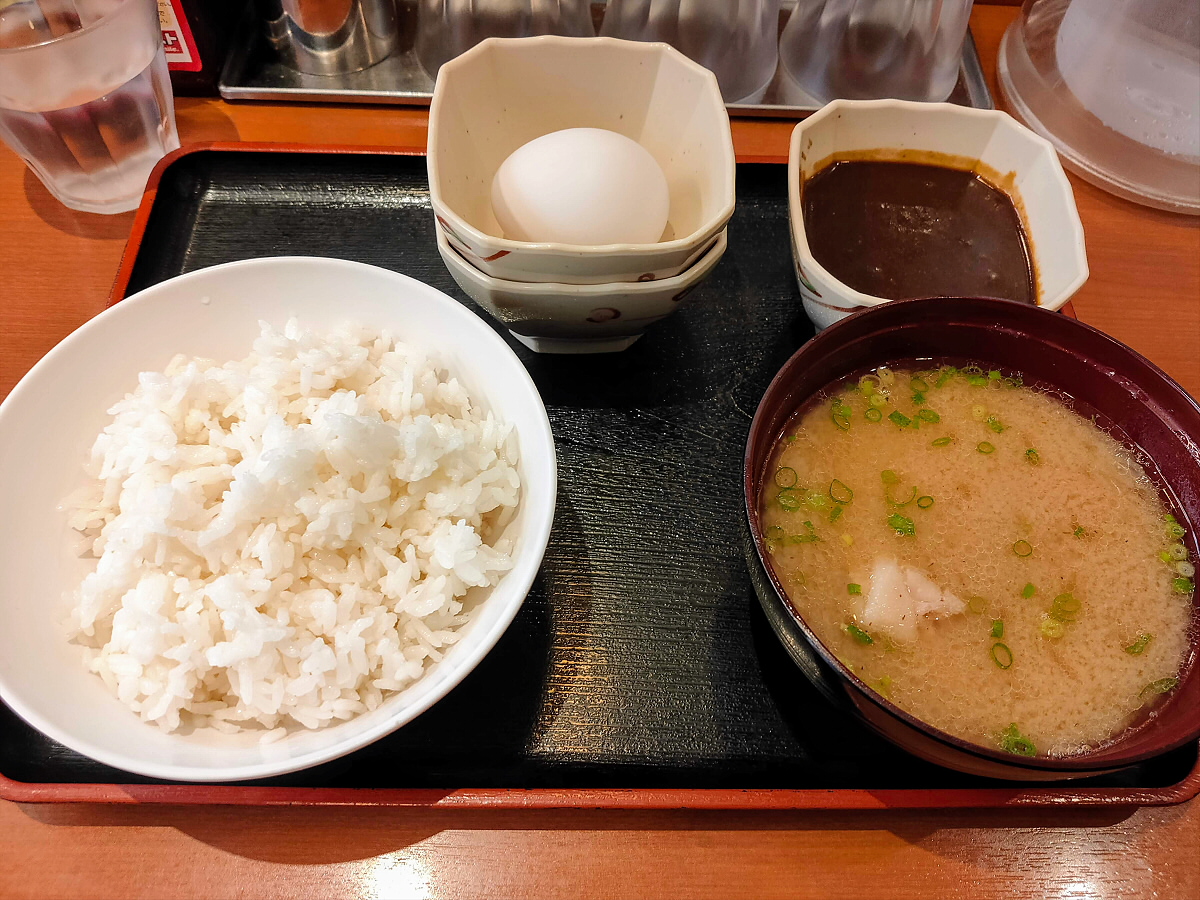 Sガストのお手軽朝定食(カレールー)と豚汁変更