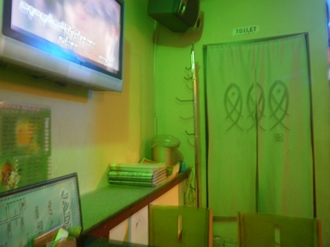 JADE[ジェイド]の店舗内装