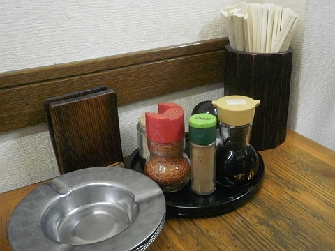 牛めし ふくちゃんの卓上調味料